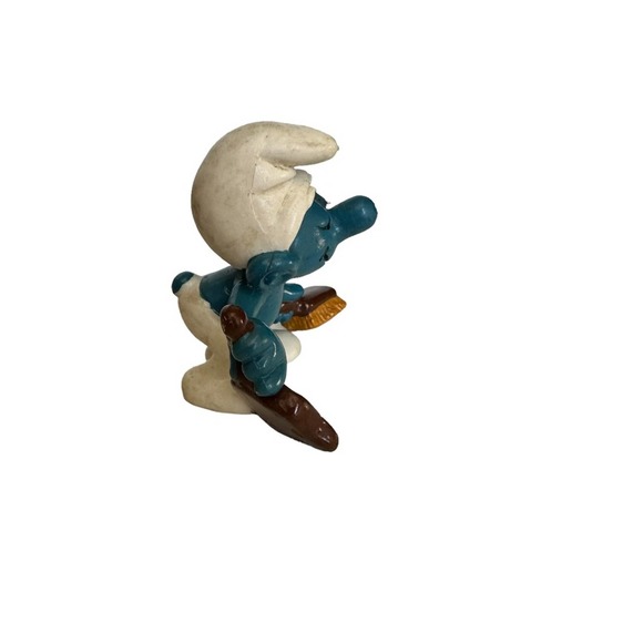 Vintage Smurf Figure with Dustpan 1984 Vintage Schleich - Picture 7 of 7